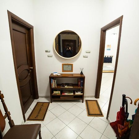 Ferienwohnung Bnb Al Centro E Meglio, Napoli Exterior foto