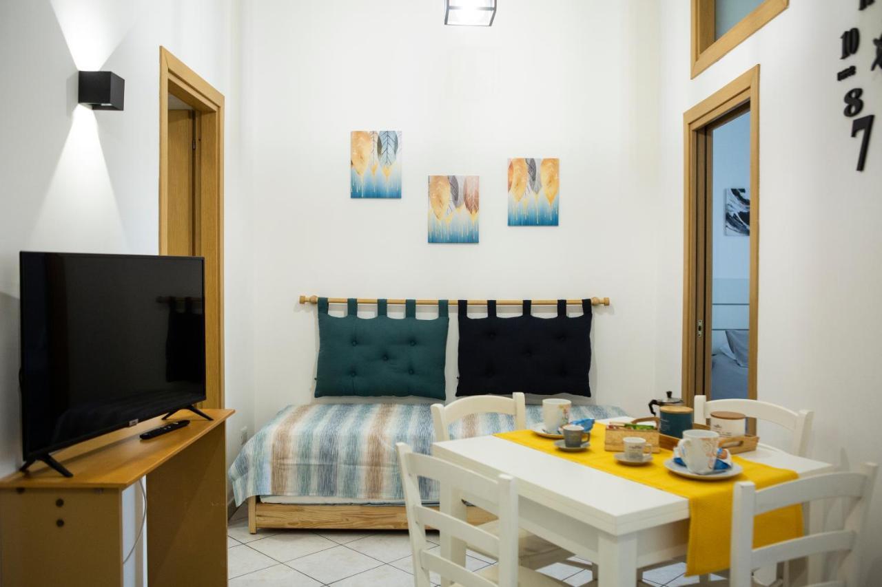 Ferienwohnung Bnb Al Centro E Meglio, Napoli Exterior foto