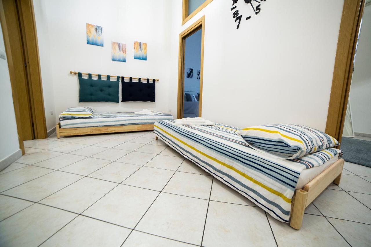 Ferienwohnung Bnb Al Centro E Meglio, Napoli Exterior foto